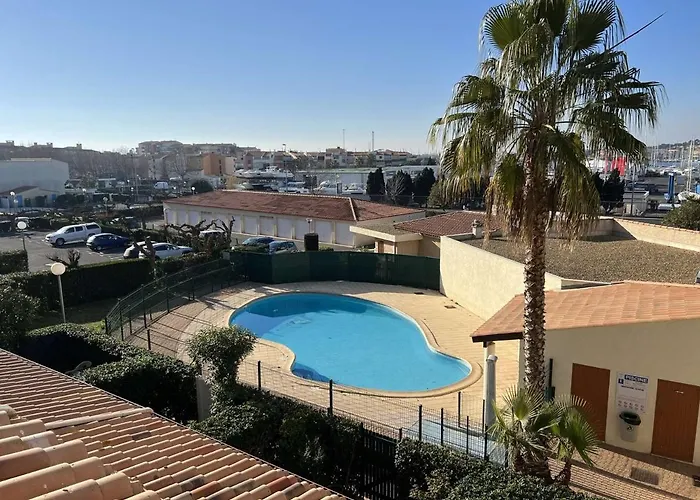 T2 Avec Piscine, Lave-vaisselle, à 150m, Animaux Acceptés - Fr-1-702-42 * Agde